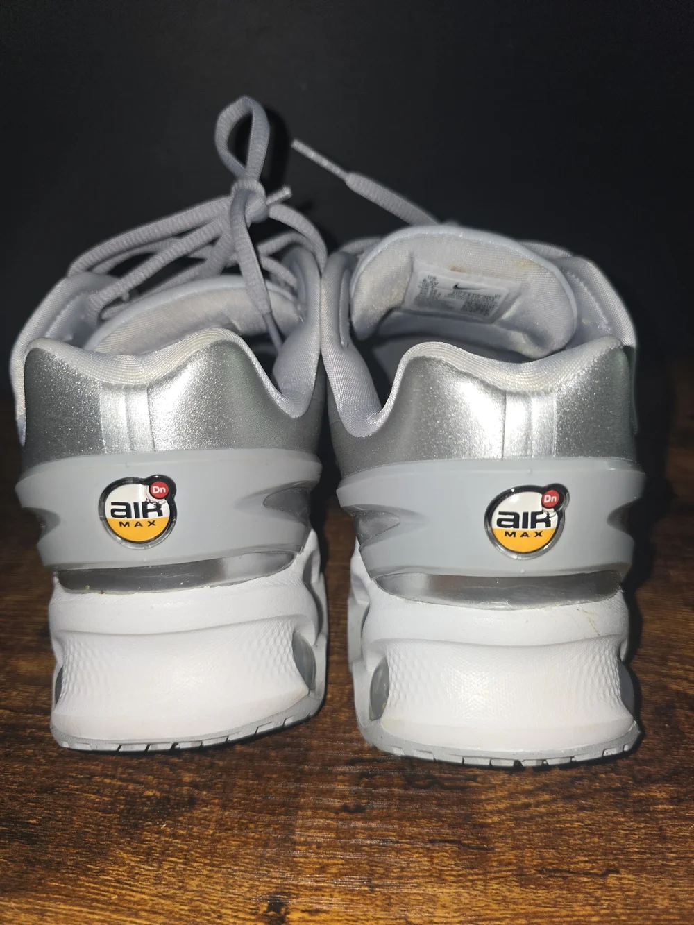 Help Homeless Cats Air Max Dn8 Wolf Grey Metallic Silver Sneakers 6.5Y-Womens 8
